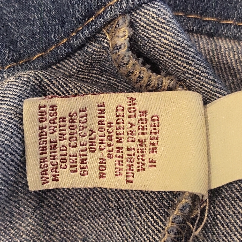 Vest - Picture 7 of 7